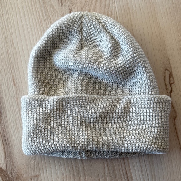 Vuori Cream Knit Beanie - Picture 3 of 4